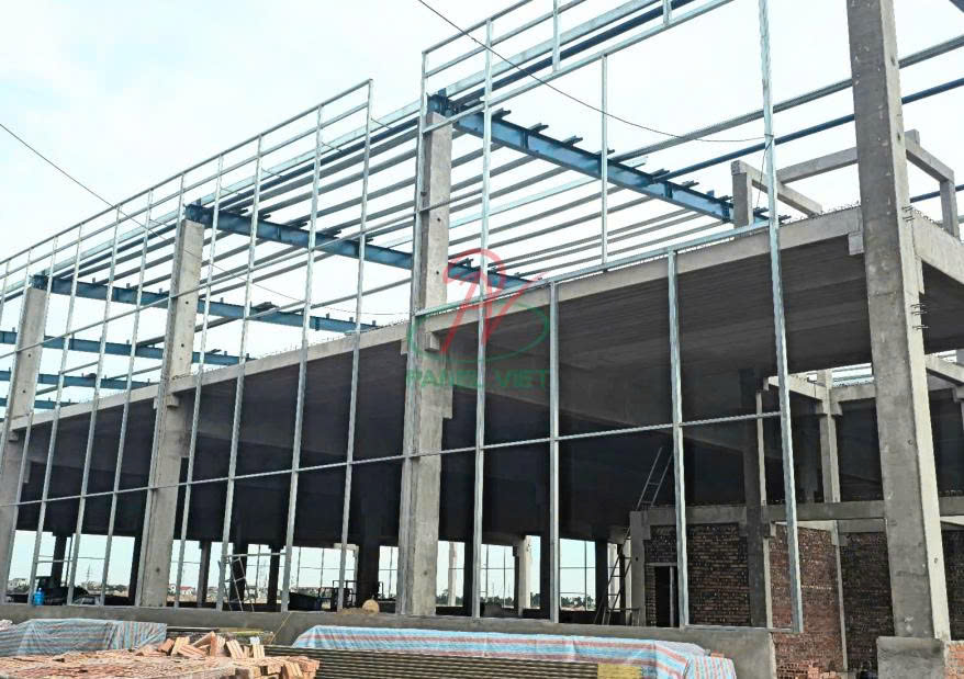 panel làm nhà xưởng