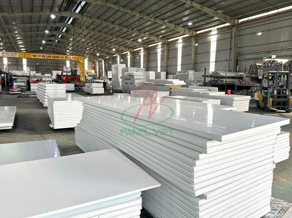 panel cách nhiệt làm trần