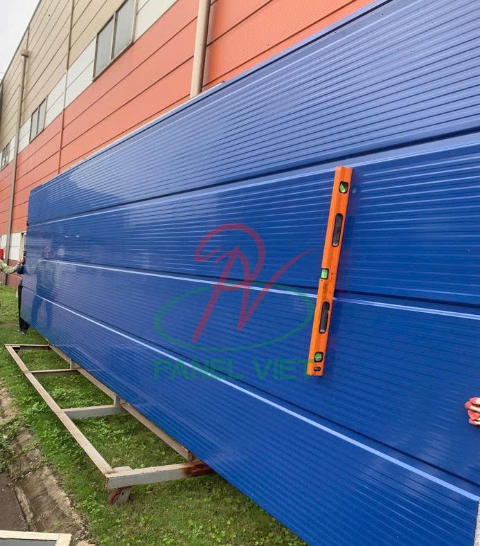 Vách Ngoài Panel EPS Màu Xanh Dương